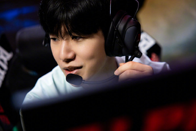 国少队再一 国少队再一