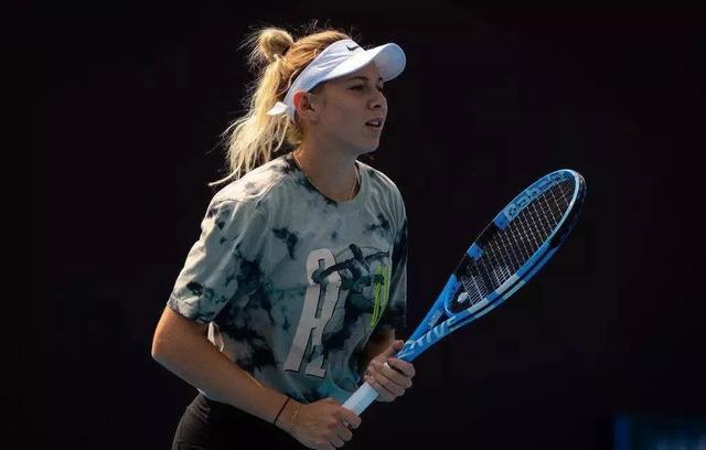 都格外引人 都格外引人