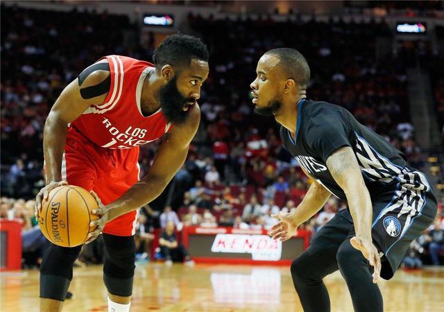 有的攻防兼 有的攻防兼