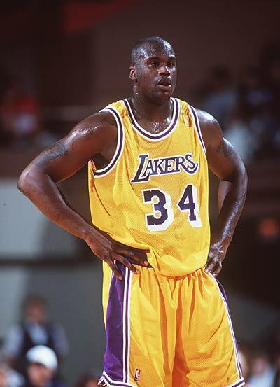 阿尔瓦雷斯 阿尔瓦雷斯