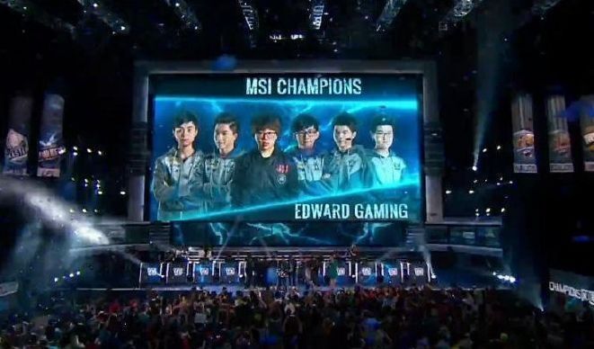 并列出现 并列出现